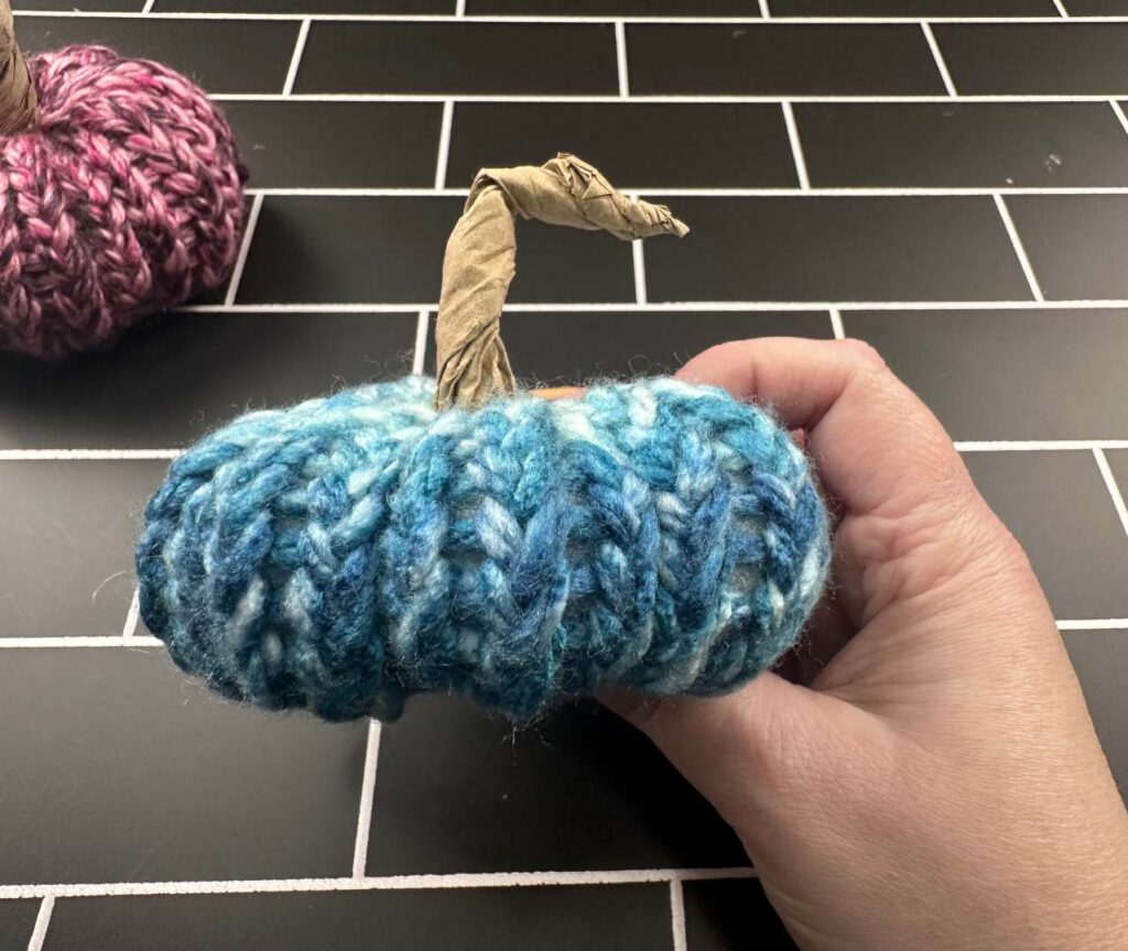 Loom Knit Pumpkins Tutorial