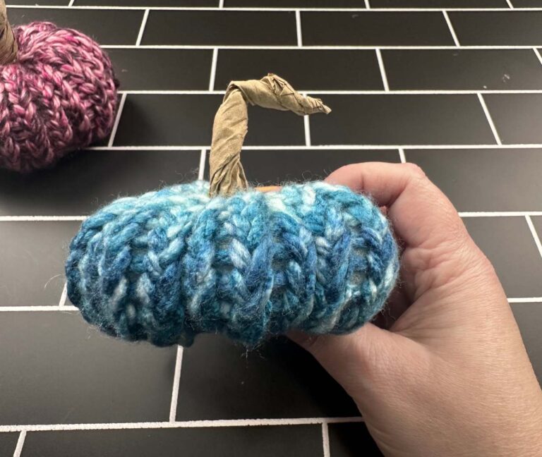 Loom Knit Pumpkins Tutorial