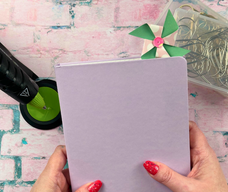 DIY Pinwheel Paperclips