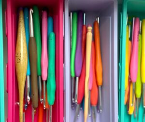 Metal vs. Bamboo vs. Plastic: Which Crochet Hook Material is Best?